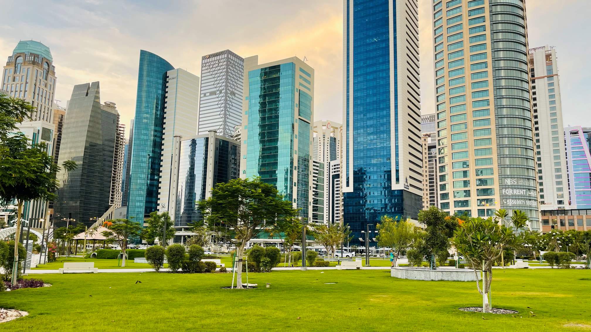 100%-Foreign-Investor-License-in-Qatar2023 100-Foreign-Investor-License-in-Qatar2023